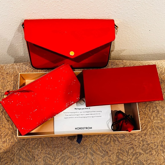 Brand New Louis Vuitton Felicia Pochette Coquelicot Red Patent Leather Bag - Picture 5 of 12